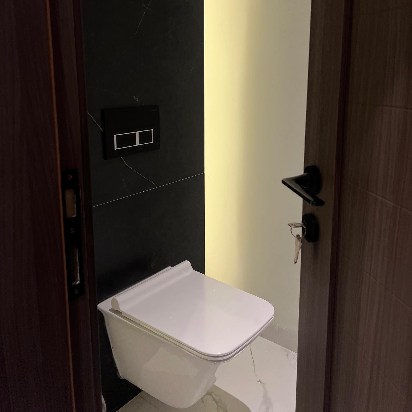 Villa in Al Khoud for Sale - photo 2