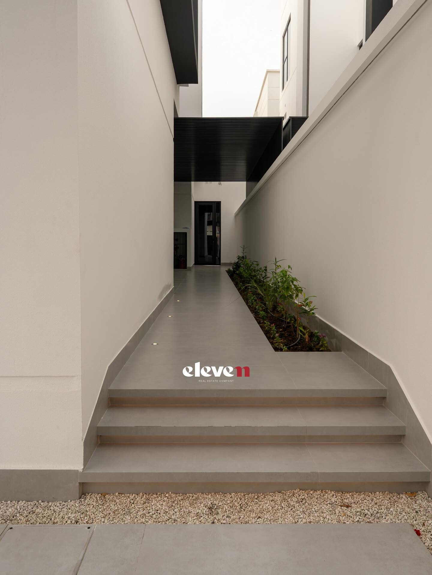 Villa in Al Khoud for Sale - photo 2