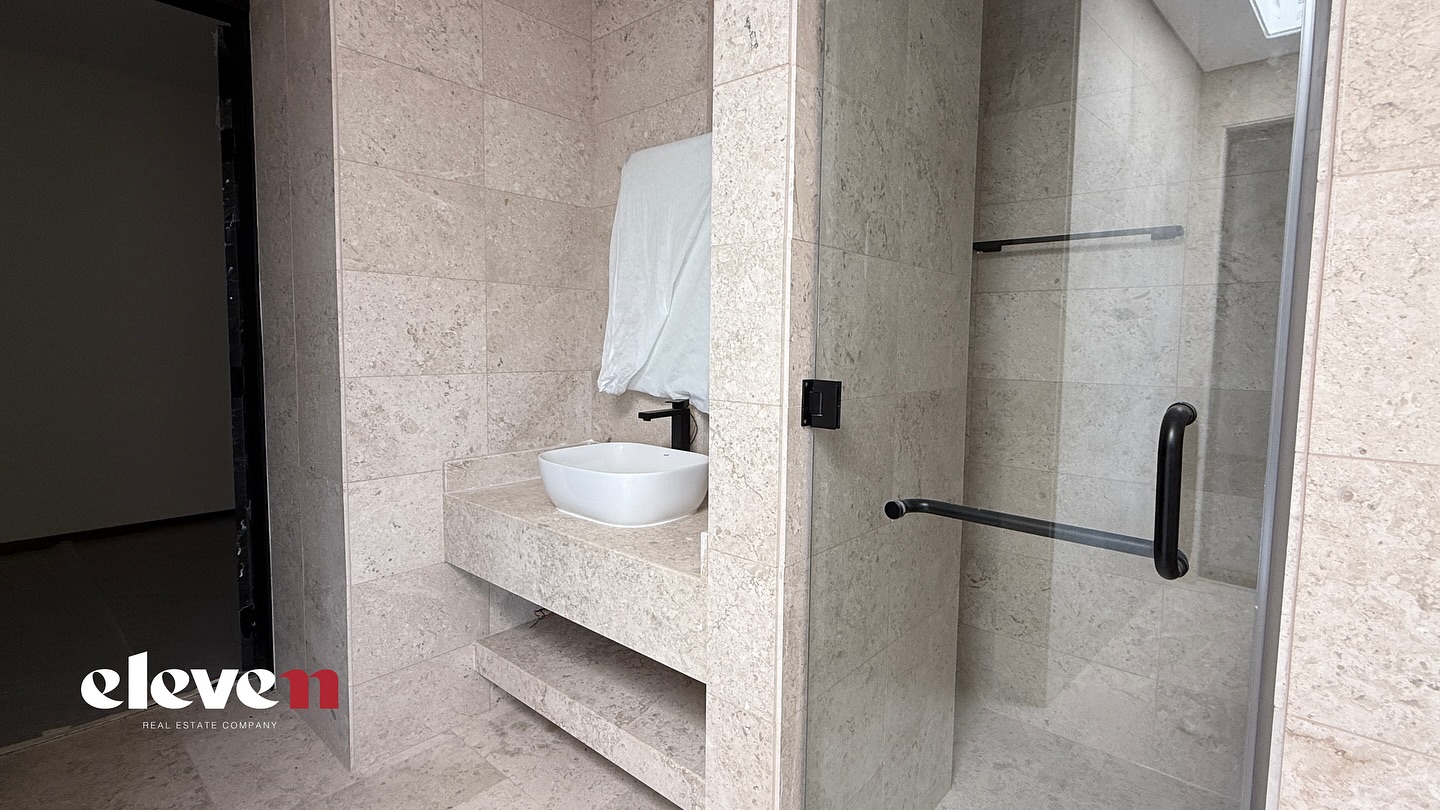 Villa in Al Hail for Sale - photo 14