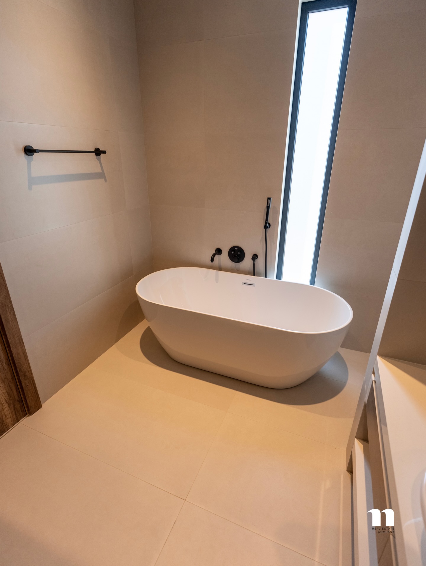 5 BR Villa in Al Khoud for Sale - photo 8