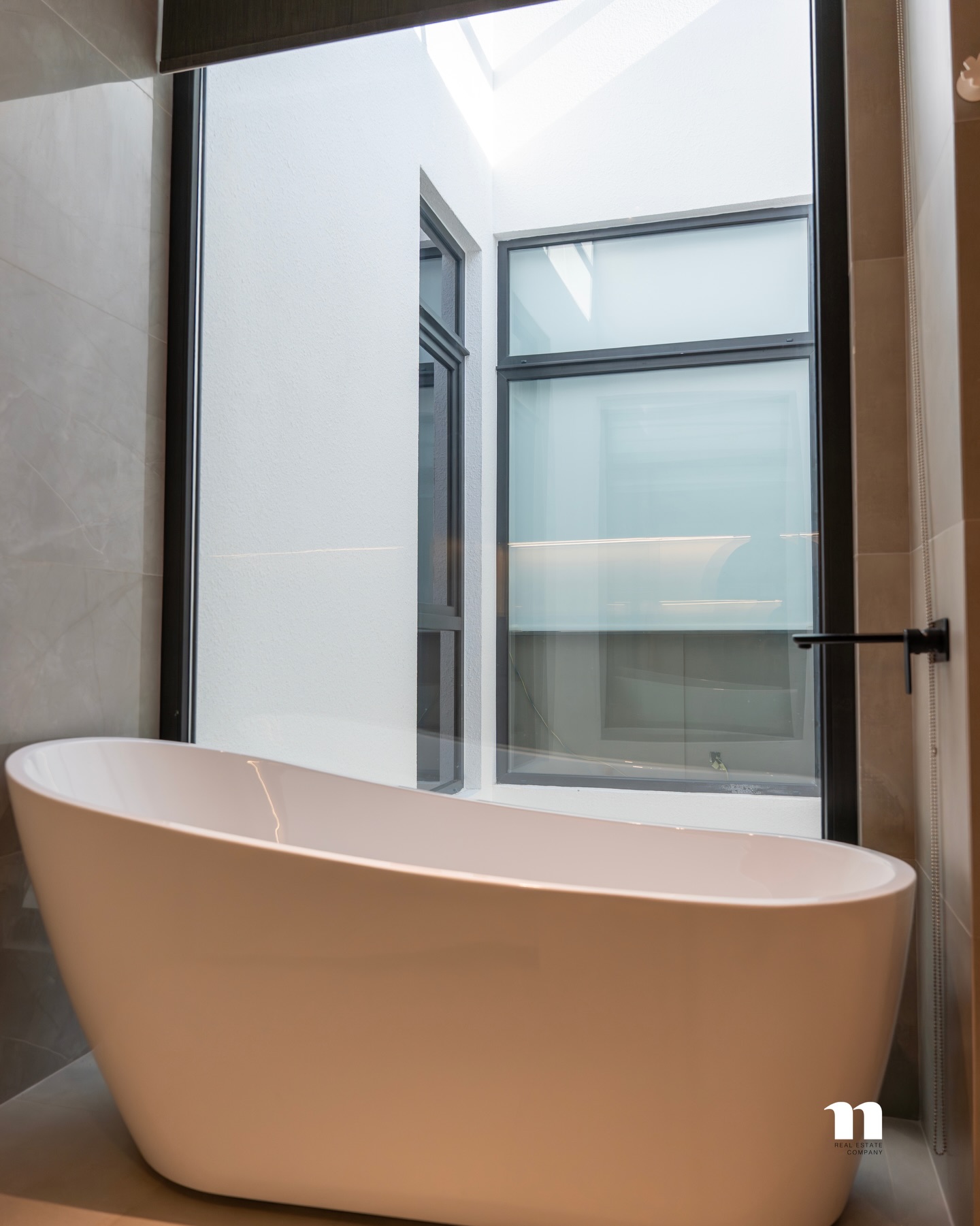 Villa in Al Khoud for Sale - photo 11